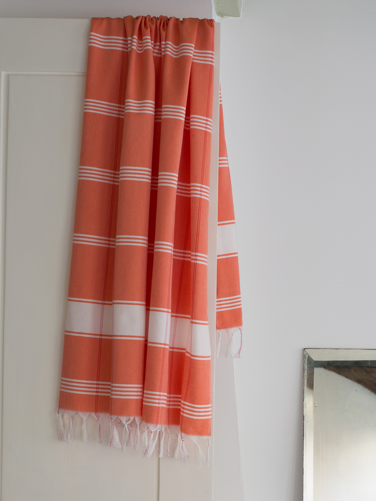 hammam towel checkered mandarin/white